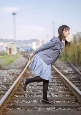 白狐污染板免费版安装最新版本_4K手机免费观看完整